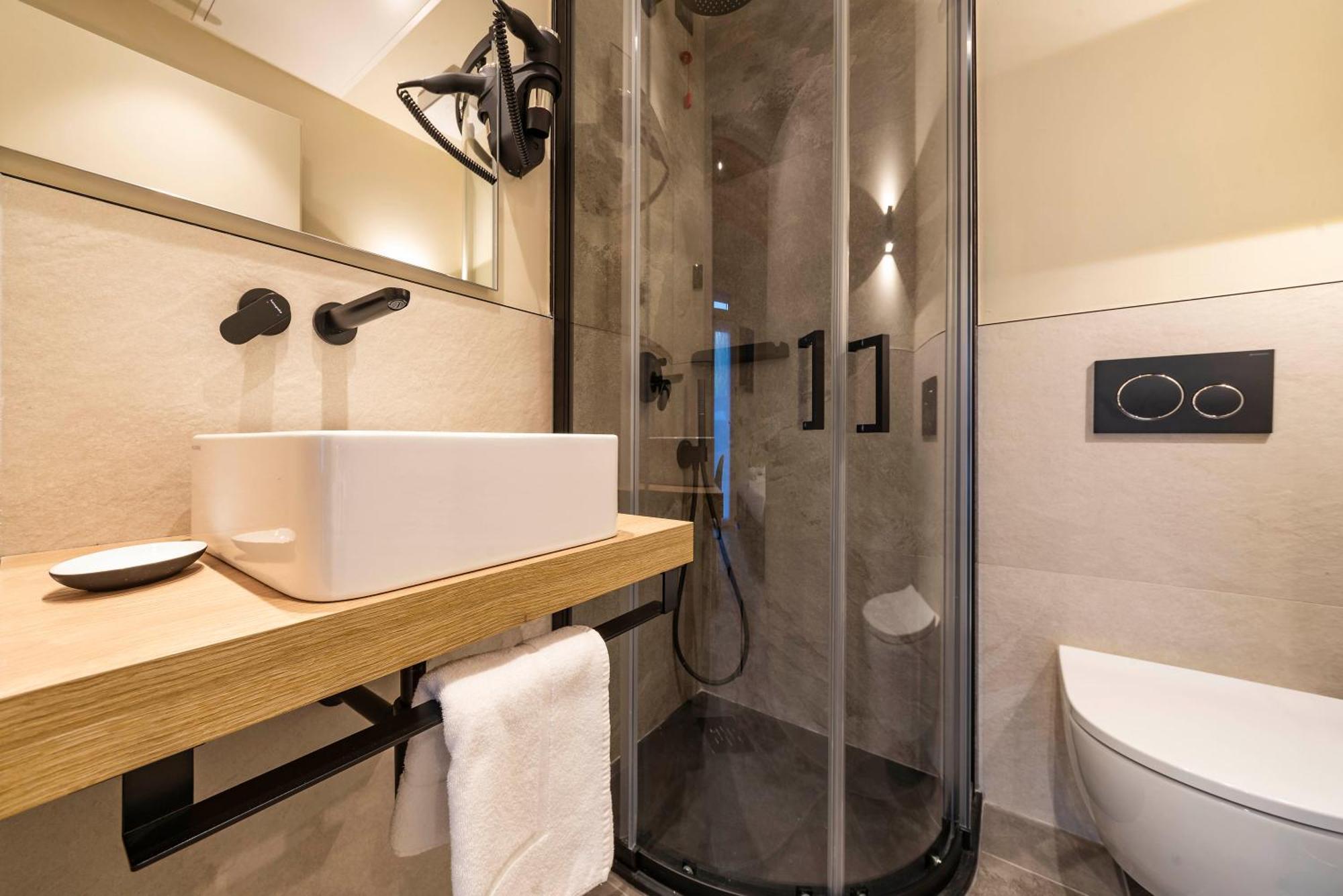 Italianflat - Verona'S River, Free Parking For Car & Bike, Nature, Relax Exterior photo