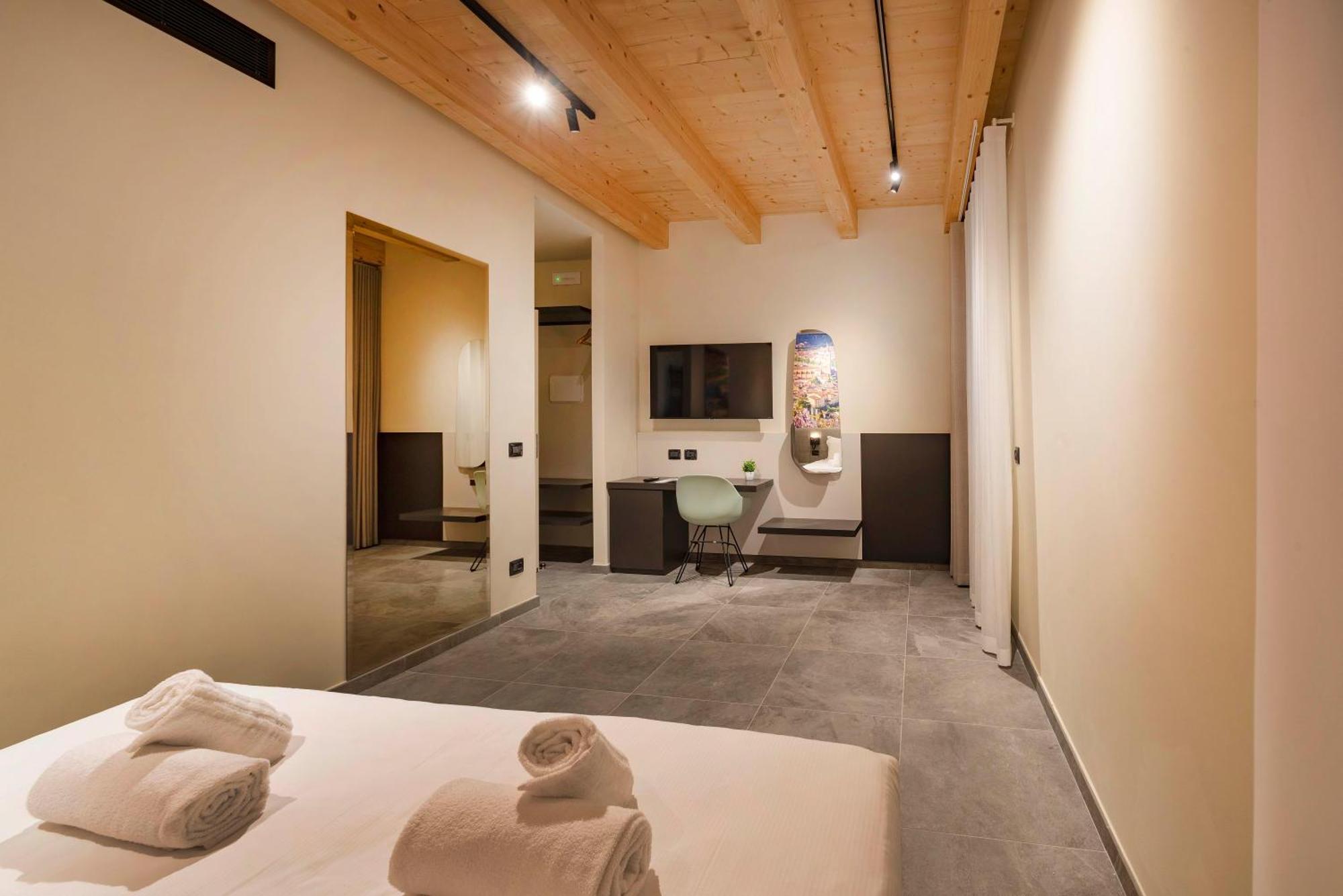 Italianflat - Verona'S River, Free Parking For Car & Bike, Nature, Relax Exterior photo