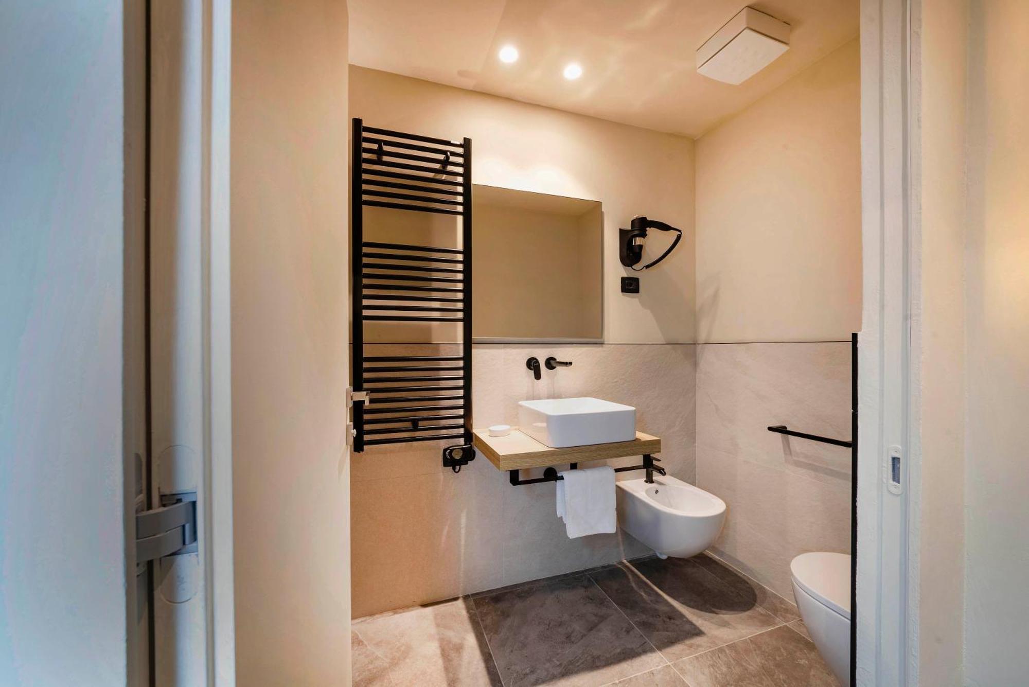Italianflat - Verona'S River, Free Parking For Car & Bike, Nature, Relax Room photo